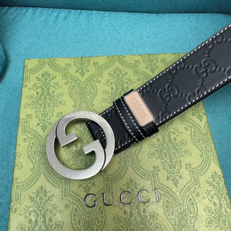 G*u*i belts